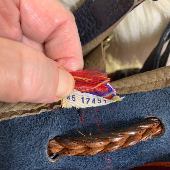 DOONEY and BOURKE Vintage Red & Blue All Weather Leather TETON Drawstring Bucket - Picture 11 of 16